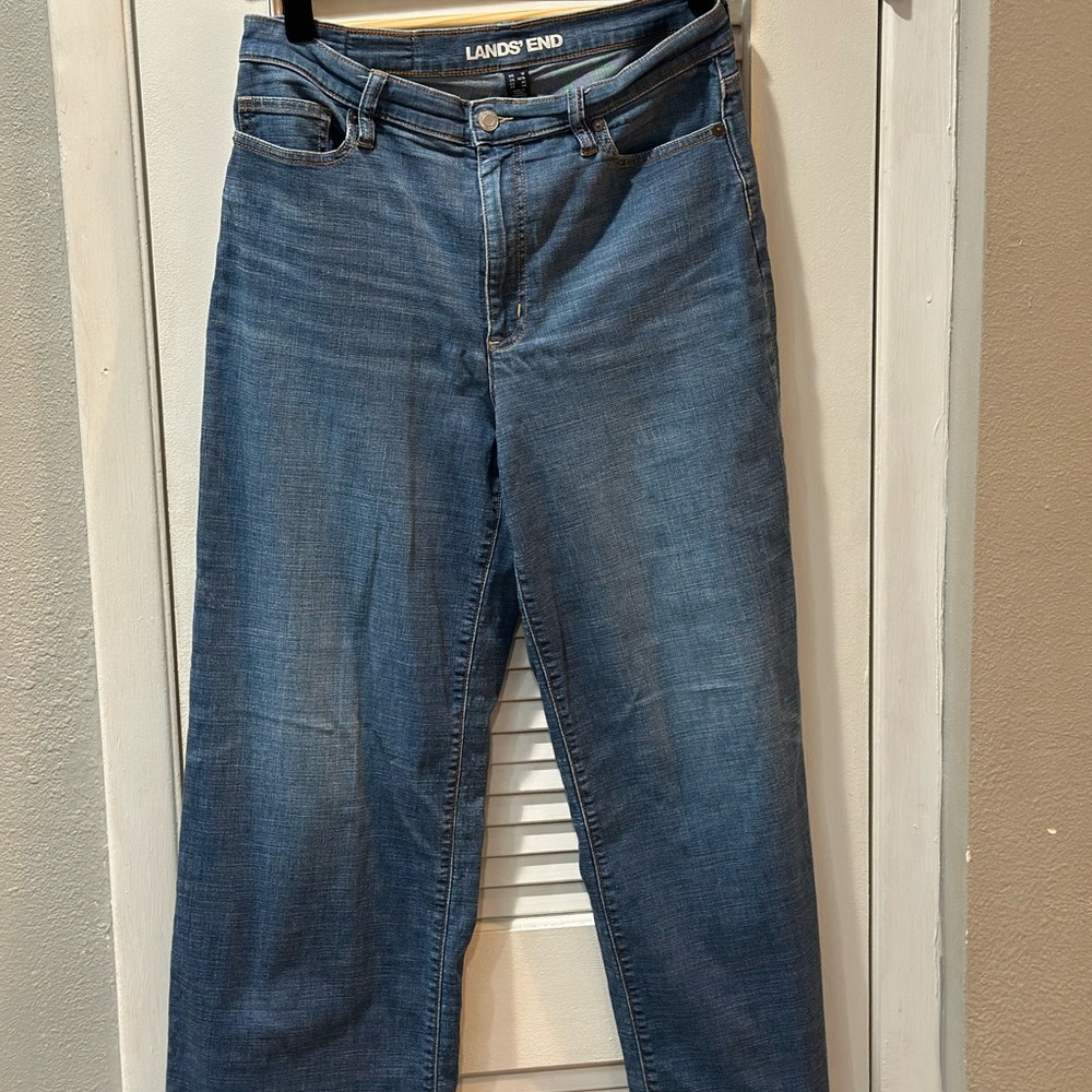 Lands' End Women’s Blue Jeans - Picture 3 of 4